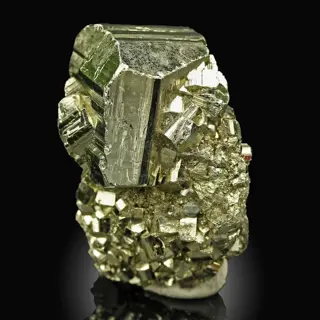 BOVENKANT! Pyriet Kristalen - 4.9×3.5×3.2 cm - 109 g