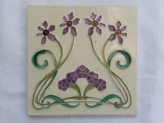 Societé Morialmé - Jugendstil art nouveau tegel met daarop
