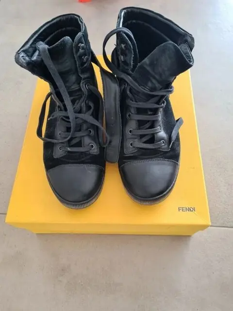 Fendi - Sneakers - Maat: Schoenen / EU 44