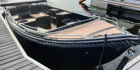 Foto 10 van Gentle Julia 710 Sloep | 7 meter | Motor in de bun