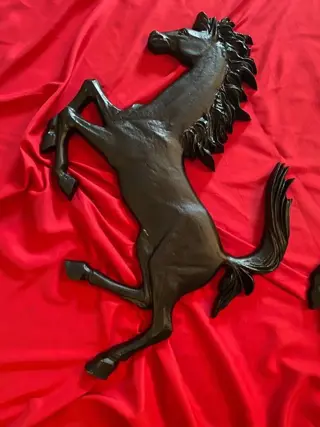 Decoratief object - Ferrari Prancing Horse in black
