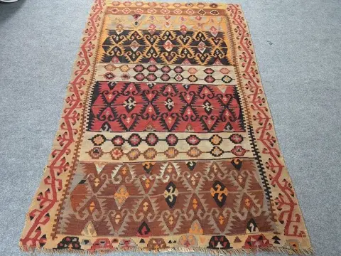 Usak - Kelim - 108 cm - 168 cm