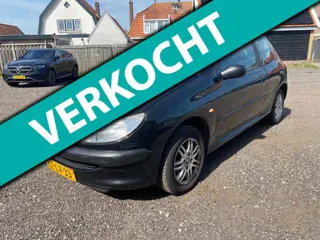Peugeot 206 1.4 XR Stuurbekrachtiging AUX MP3 Velgen APK 12-2023 Rijdt Goed.