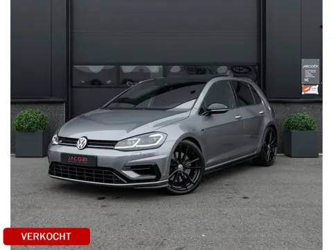 Volkswagen Golf 2.0 TSI R 4MOTION | Pano | Akrapovic | Keyless | Virtual | Dynaudio | Sound | LED | 