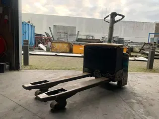 Caterpillar 2AM (bj 2010)