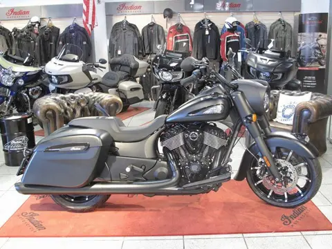 Indian Springfield Dark Horse NIEUW!! SHOWROOMMODEL IN PRIJS VERLAAGD