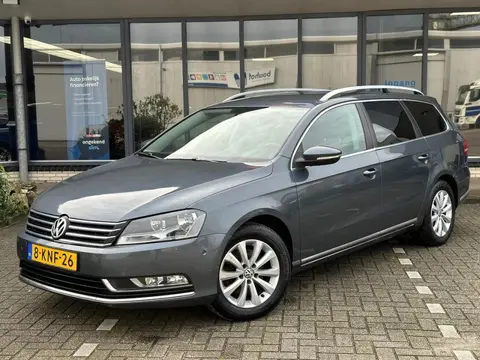 VOLKSWAGEN  Passat Variant