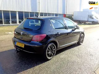 Peugeot 307 1.6-16V XS Bj 2005 NAP Airco Nieuwe APK