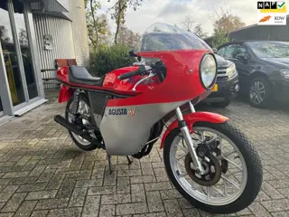 MV Agusta 350S ipotesi speciale 1978 1 van de laatste in absolute showroomstaat. zeer mooie originel