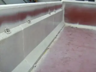 vloeistofdichte containers met geperfereerde plaat