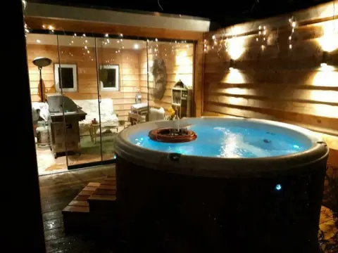 Spa showmodel, energiezuinige Nordic Hottub aanbieding