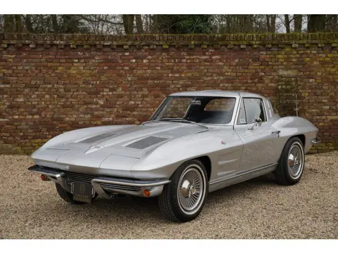 Chevrolet Corvette C2 Sting Ray Split-Window 327 Coupé Finished in "Sebring Silver" over a black lea