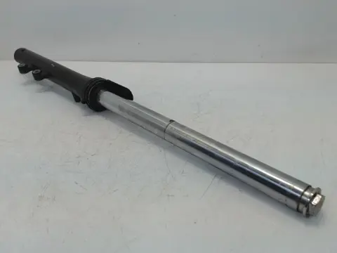 VOORPOOT LINKS COMPLEET Suzuki VS Intruder 1985 - 1991