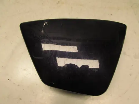 RECHTER ZIJKUIP KLEIN Suzuki GN 250 1970 - 2012