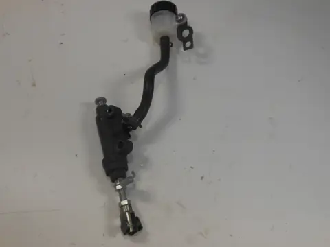 REMPOMP ACHTER Triumph Speed Triple 1050 R 2016 - 2017