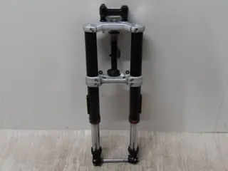 VOORPOTEN COMPLEET Husqvarna Svartpilen 401 2019 - 2021