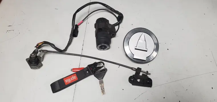 SLOTENSET Aprilia Tuono 1000 2006 - 2008
