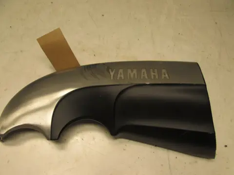 RECHTER LUCHTAANZUIGBUIS Yamaha V max 1987 - 2002