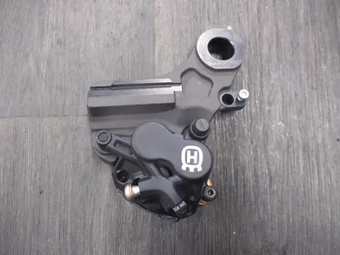 ACHTER REMKLAUW Husqvarna 901 Norden 2022 - 2023