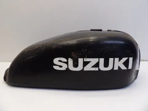TANK Suzuki GS 750 1970 - 2012