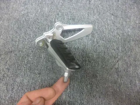 LINKER SCHETSPLAAT BMW R 1200 R 2011 2011 - 2014