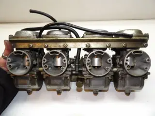 CARBURATEURSET Suzuki GSX 1100 1980 - 1982