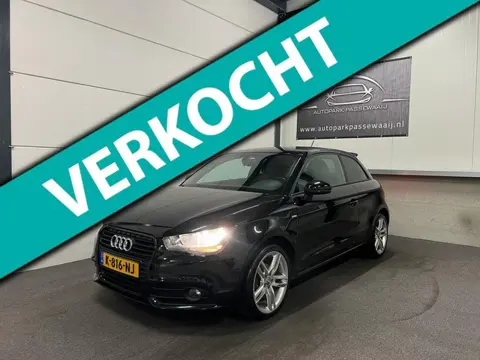 Audi A1 1.2 TFSI Ambition S-Line Stoelverwarming, Lichtmetalen Velgen, Airco, Elektrische Ramen