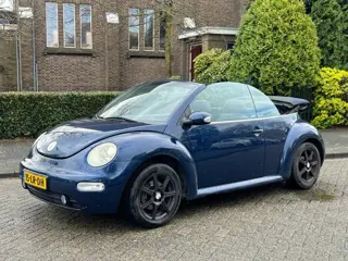 Volkswagen New Beetle Cabriolet 2.0 2003 Airco! Cruise control! Nap!