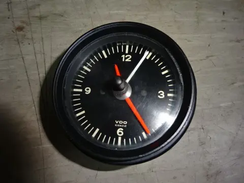 Clock for Porsche 911