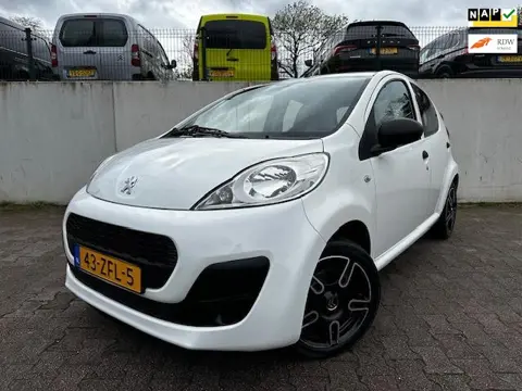 Peugeot 107 1.0 Blue Lease/AIRCO/SPORT VELGEN/NETTE AUTO/NIEUWE KOPPELING/NIEUWE APK BIJ AFLEVERING/