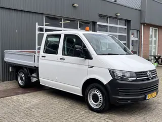 Volkswagen Transporter 2.0 TDI L2H1 DC 102pk Pick-up Trekhaak Airco Camera Cruise controle Navigatie