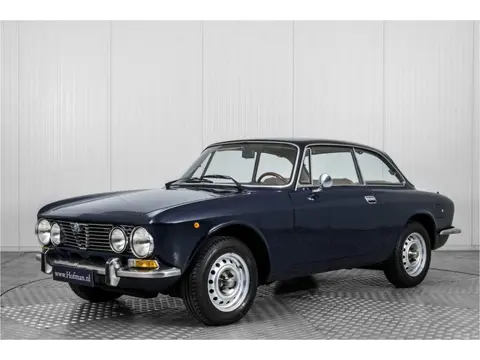 Alfa Romeo GT 1300 Junior only 2 owners (bj 1976)
