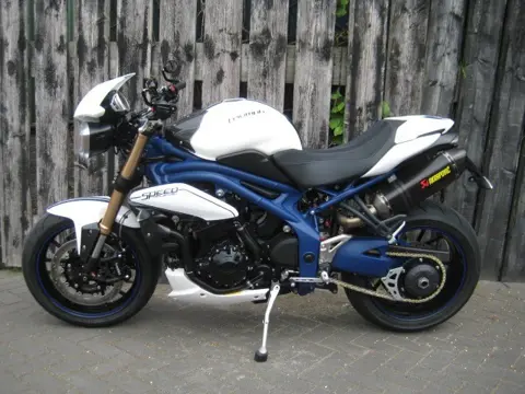 TRIUMPH SPEED TRIPLE 1050 ABS 2013