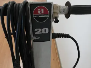 Schrobmachine of boenmachine matador