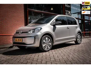 Volkswagen E-Up! 16Kwh |Snellaadaansluiting | Cruise control | Parkeer hulp | Camera | Stoelverwarmi