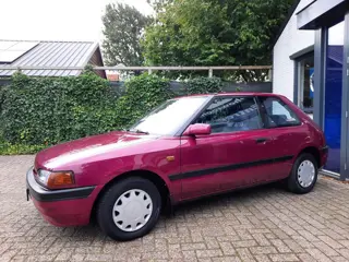 Mazda 323 1.3i Altis Unieke auto!