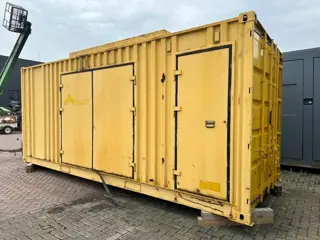 Cummins KTA 38 G5 Leroy Somer 1000 kVA Silent generatorset in container