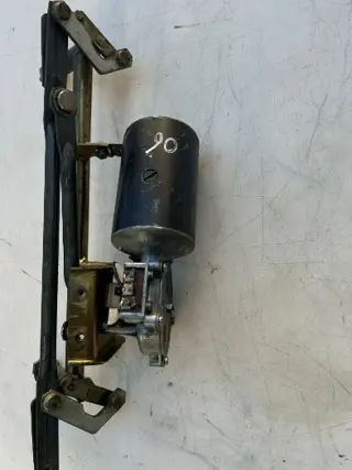 Wiper motor with bracket Porsche 911-912