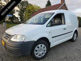 Volkswagen Caddy 1.4i Benzine met Airco, Trekhaak en Opties !