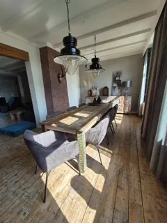 Bij Teakpaleis zijn grote collecties industrieel meubels