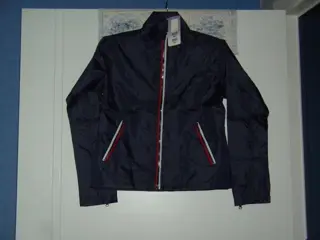 SPORTIEF KINDER JASJE ALIBI MAAT 7/8 DONKER BLAUW NIEUW