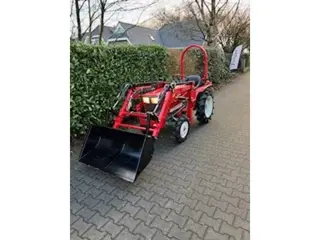 Yanmar YM1602D met voorlader, al vanaf € 99,- per maand.