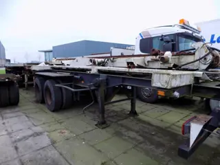 2 container trailer en 3 axel aanhanger 20 ft