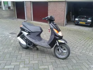 Bromscooter peugeot vivacity te koop