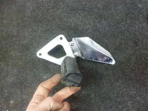 LINKER SCHETSPLAAT Suzuki GS 500 E 1989 - 2001