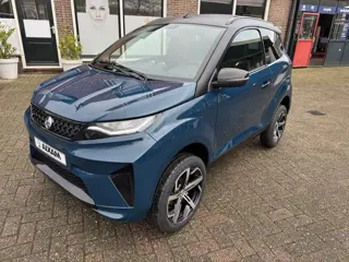 Aixam Brommobiel Crossover Premium Ambition SUV ABS EBD