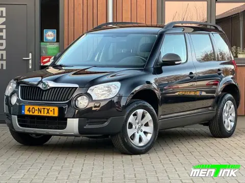 SKODA YETI 1.2 TSI ACTIVE PLUS TREKHAAK ZWART CRUISE CONTROLE