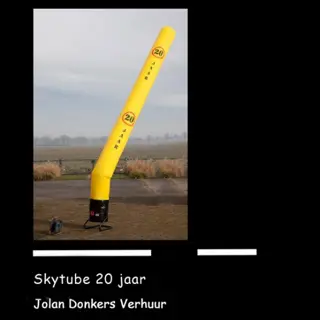 Te huur skytube, skydancer, airswinger met tekst