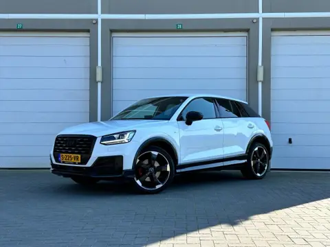 AUDI Q2 35 TFSI S-Line Edition 150pk Virtual LED Camera 19''