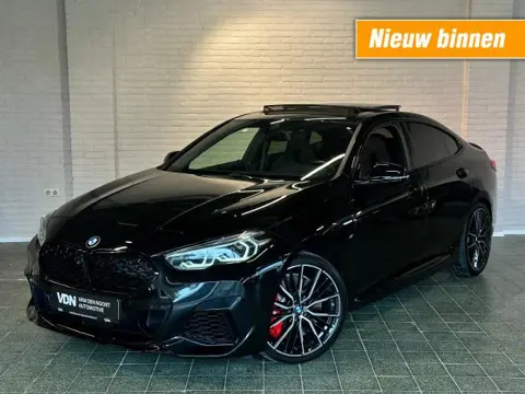 BMW 2-SERIE GRAN COUPE M235i xDrive High Executive Automaat 2jr garantie Pano HUD 19 in